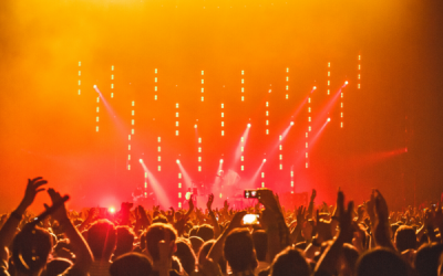 22 Experience Gift Ideas for the Holidays