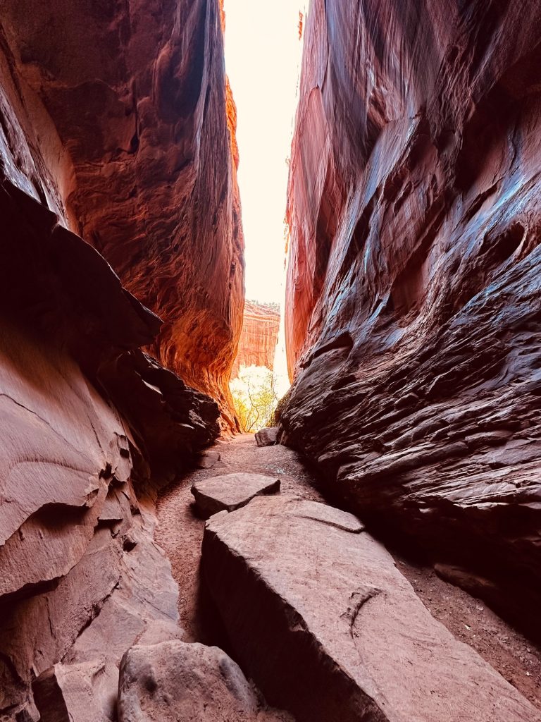 singing canyon slot canyon